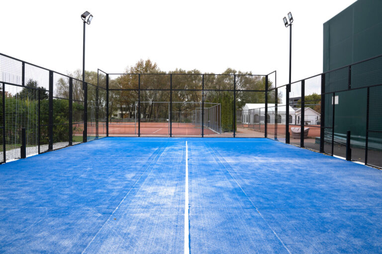 Pärnu Tennisekeskuse padeli väljakud