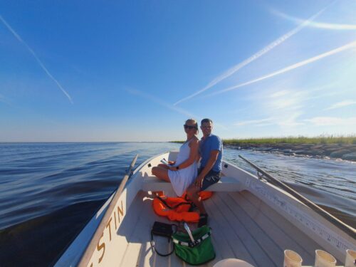 Paadisõit piknikukorviga kahele koos giidiga mööda Sauga ja Pärnu jõge