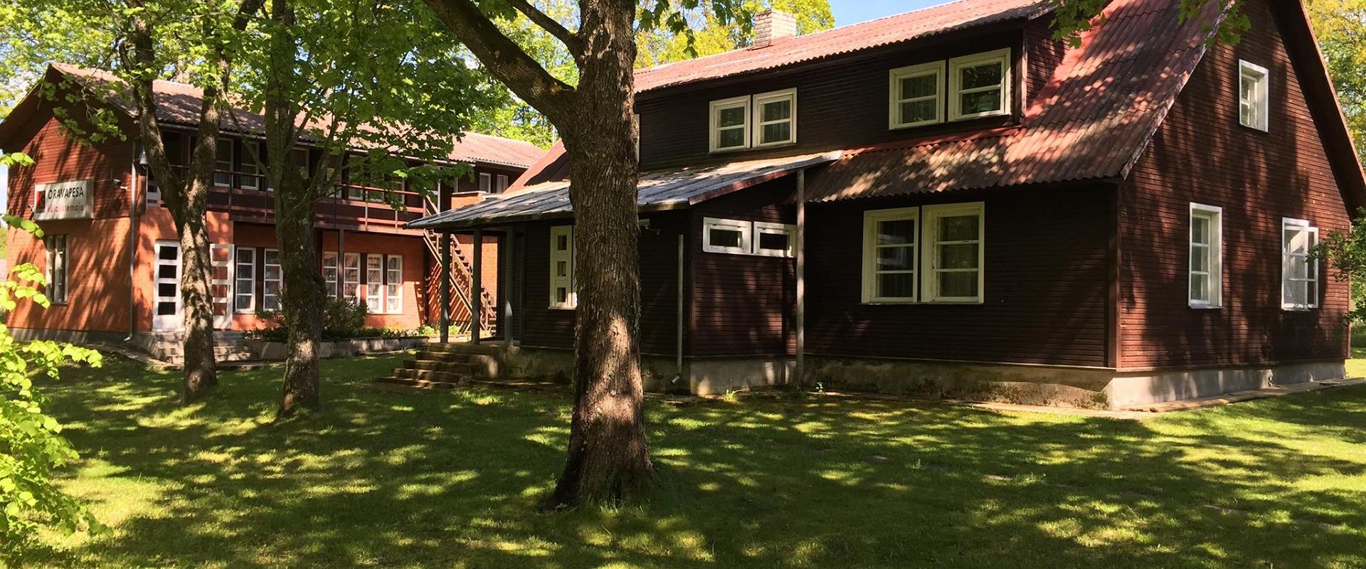 Viesu nams Oravapesa