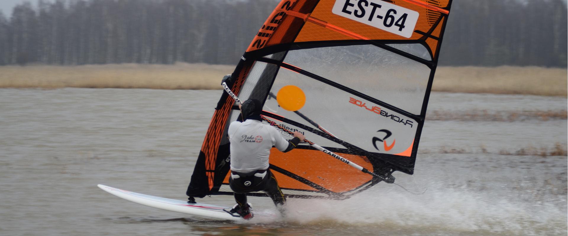 Windsurfing rental and training by Pärnu Surf in Pärnu beach