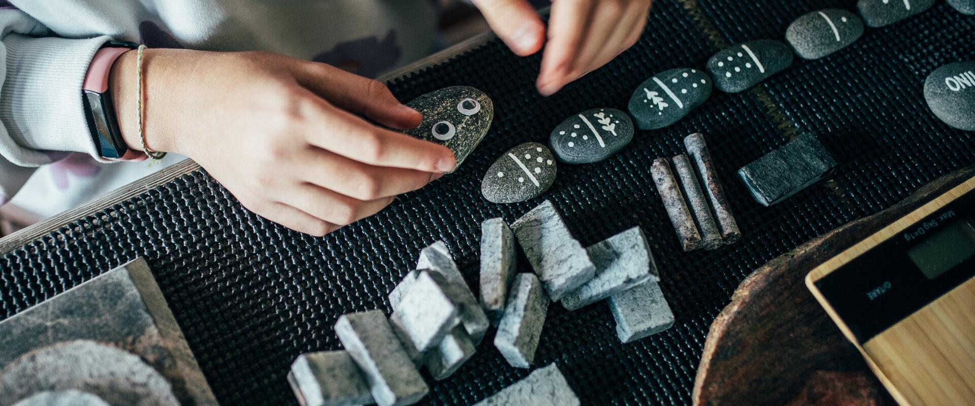 Ise Soomaale, lapsed Mammu juurde - Levikivi lastetuba