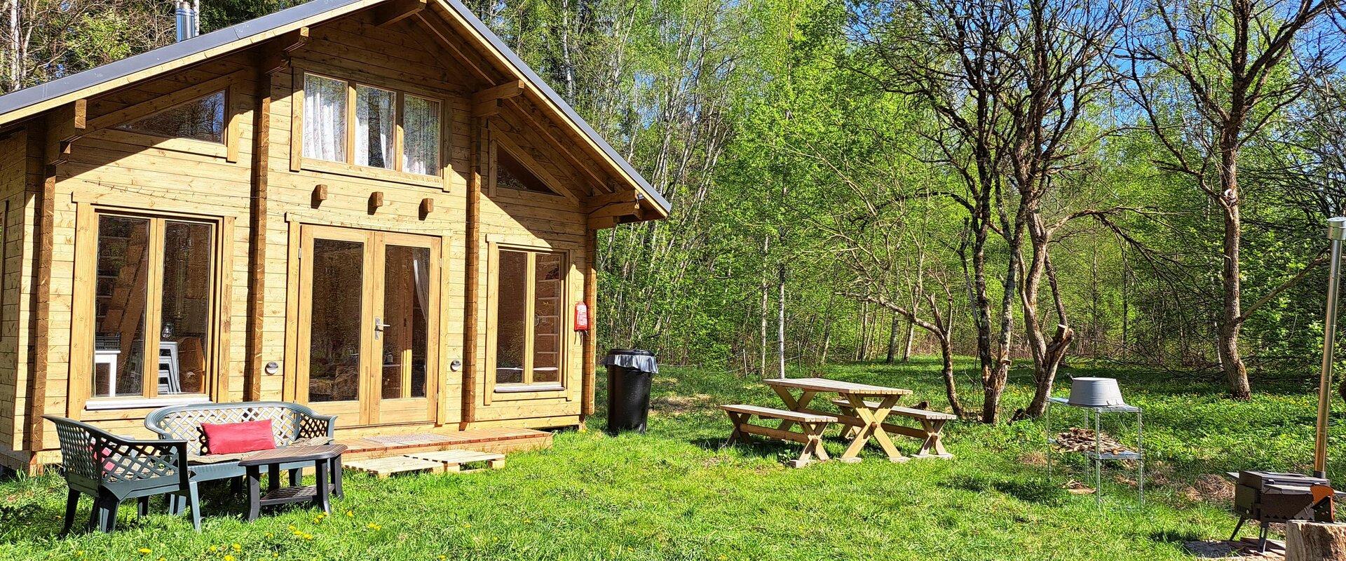 Raistiko Metsatare majutus