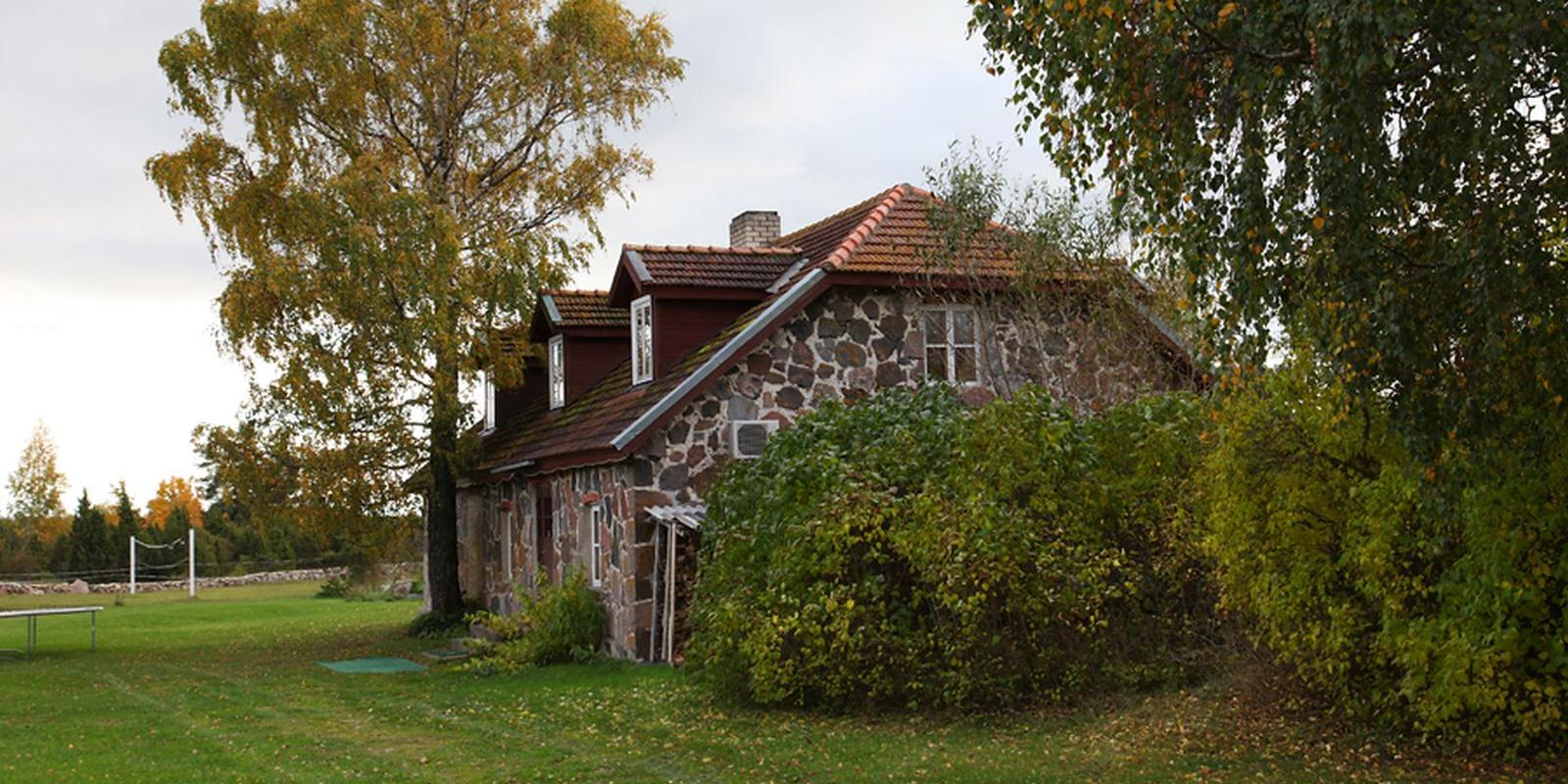 Pivarootsi mõisa Külalistemaja